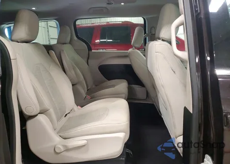 2018 Chrysler Pacifica Hybrid Touring Plus z USA, uszkodzony, nr VIN 2C4RC1H76JR236715